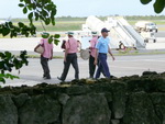Rückflug  Musiker am Flughafen in Punta Canana (DOM).